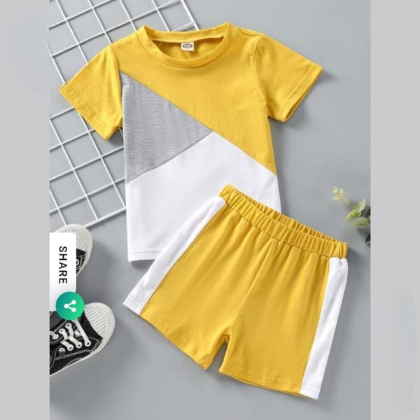 YELLOW PANEL T-SHIRT SHORTS SET